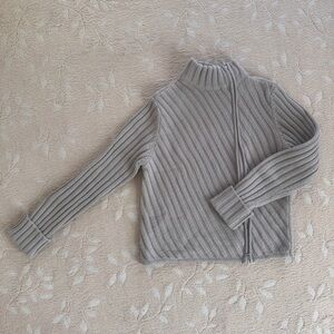 Camal Sisley sweater